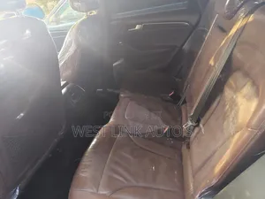 Audi Q5 2.0T Premium Quattro 2012 Black