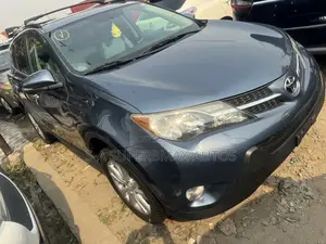 Toyota RAV4 2014 Blue