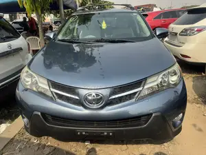 Toyota RAV4 2014 Blue