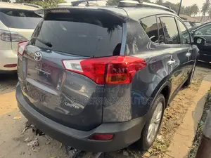 Toyota RAV4 2014 Blue