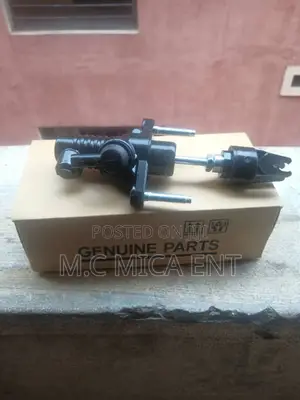 Hilux Upper Clutch Cylinder