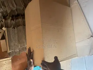 Diffrent Sizes of Plain Hand Made Cartons