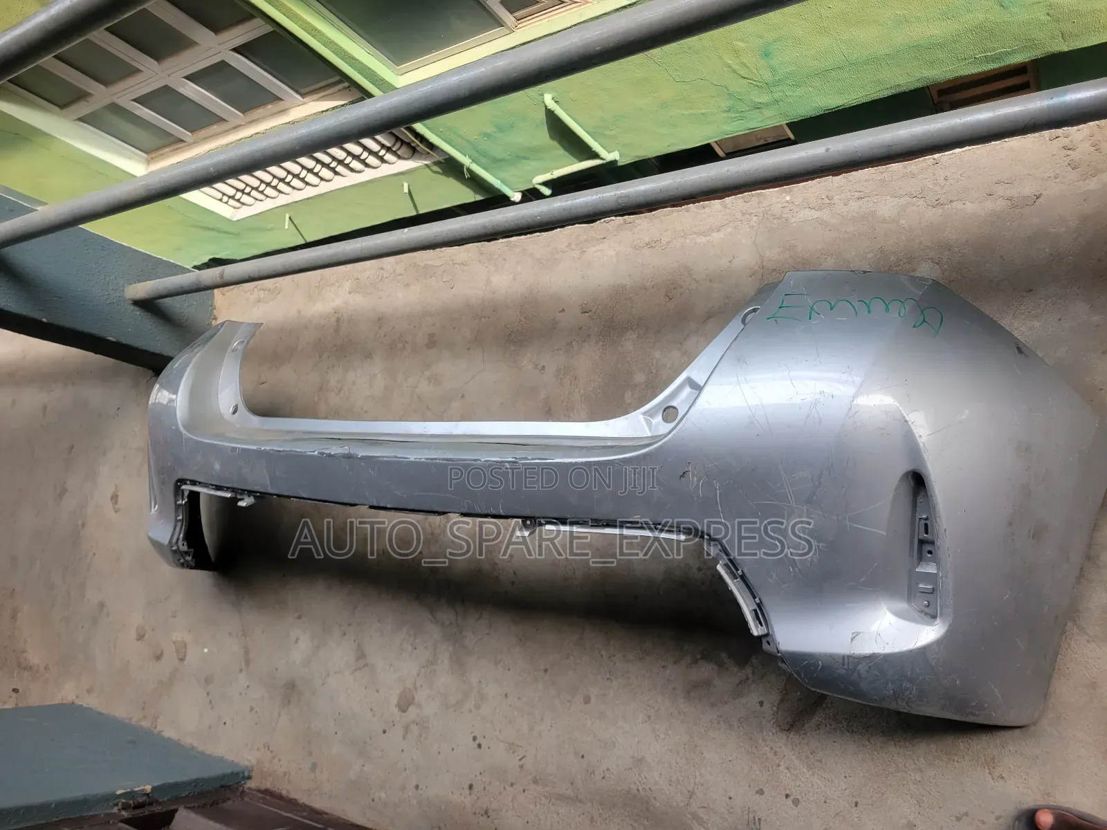 Auris 2017 Back Bumper