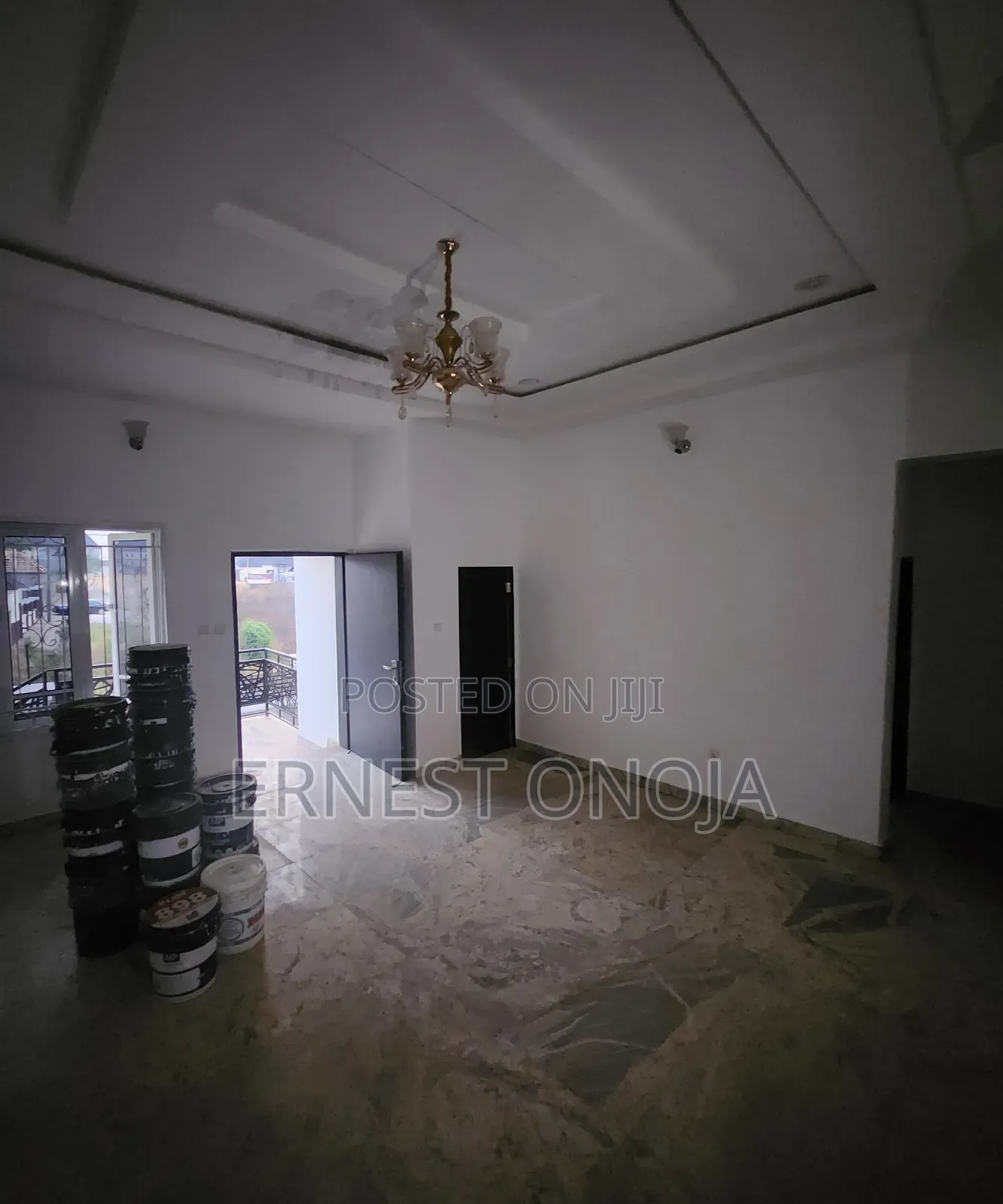 3bdrm Bungalow in Efab Queens Estate for sale
