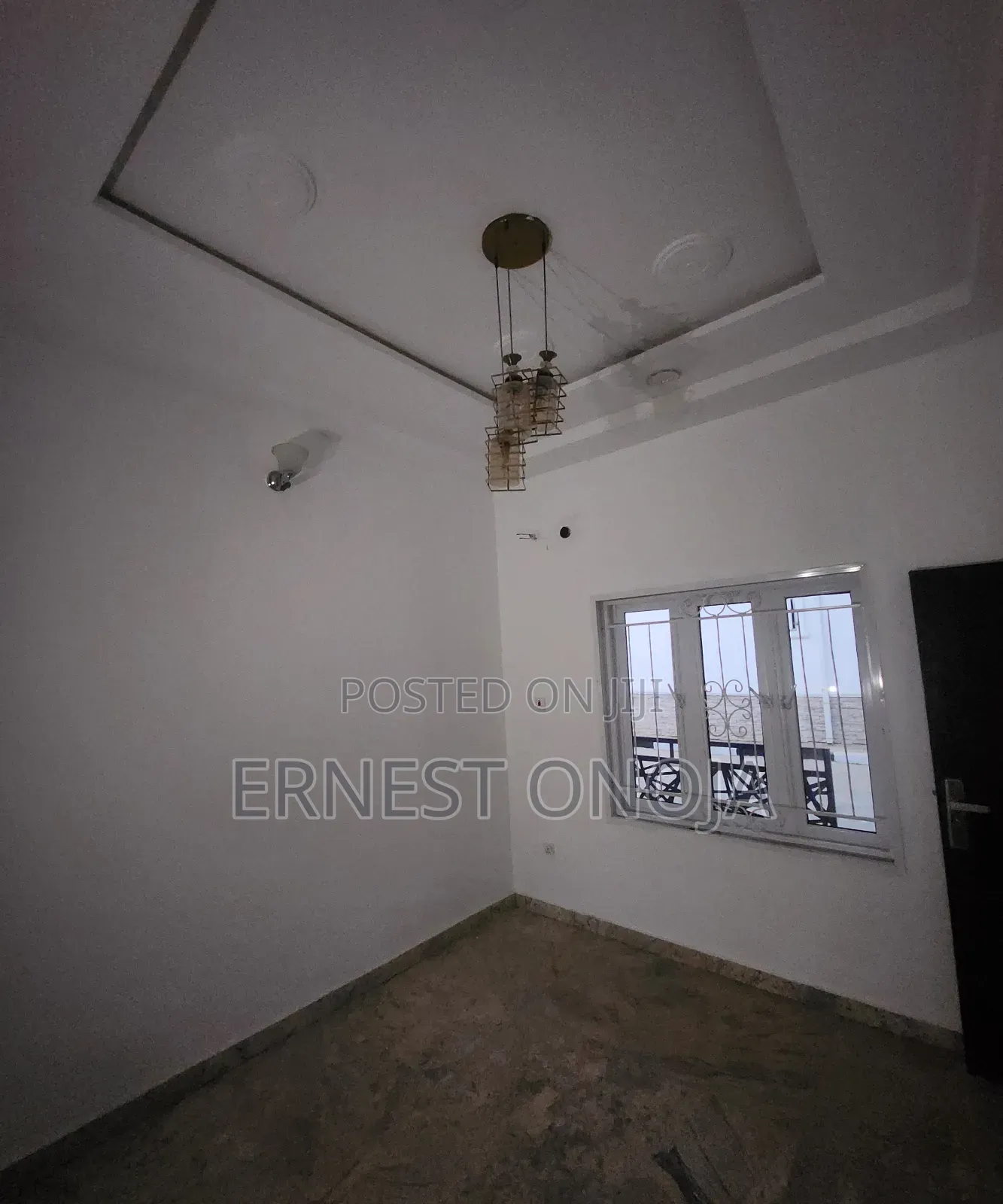 3bdrm Bungalow in Efab Queens Estate for sale