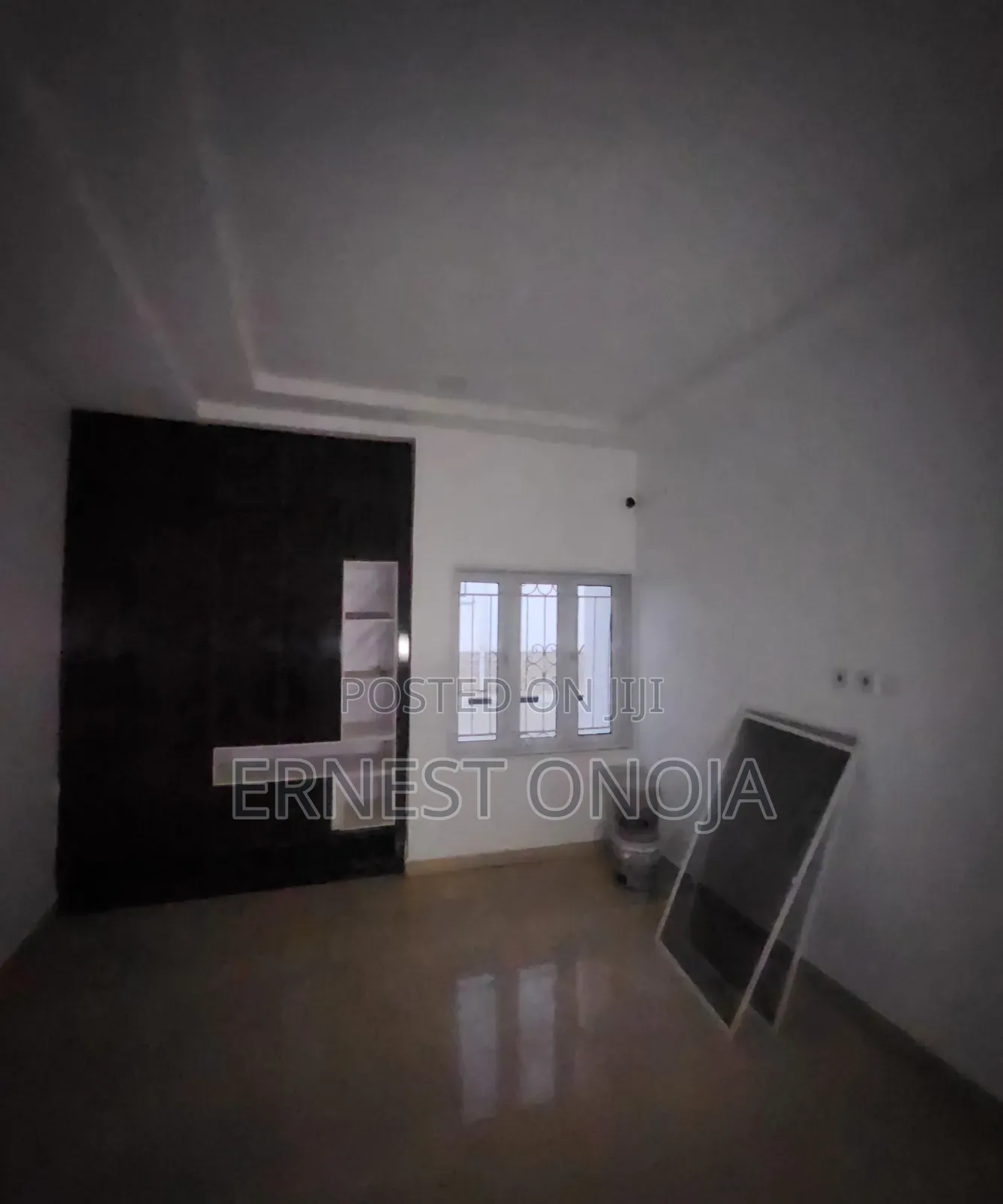 3bdrm Bungalow in Efab Queens Estate for sale