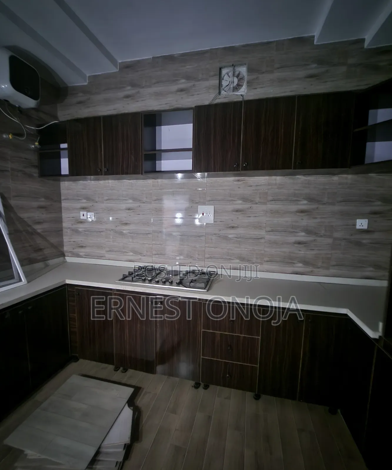 3bdrm Bungalow in Efab Queens Estate for sale
