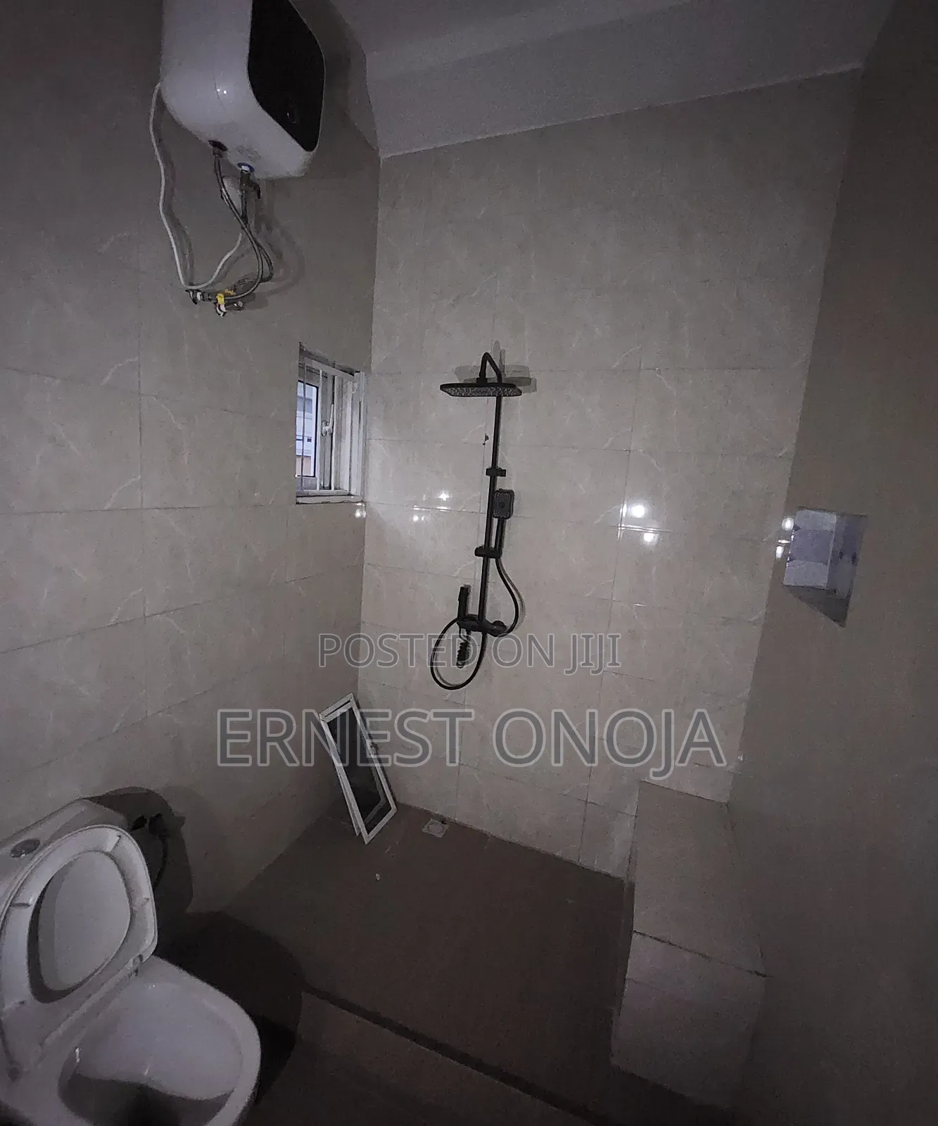 3bdrm Bungalow in Efab Queens Estate for sale
