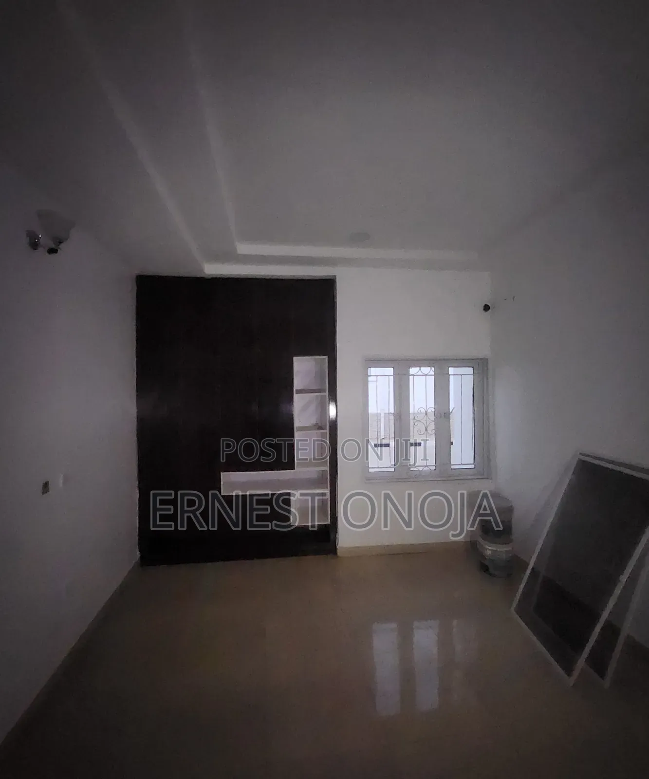 3bdrm Bungalow in Efab Queens Estate for sale