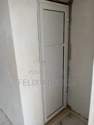 Aluminum Toilet Door