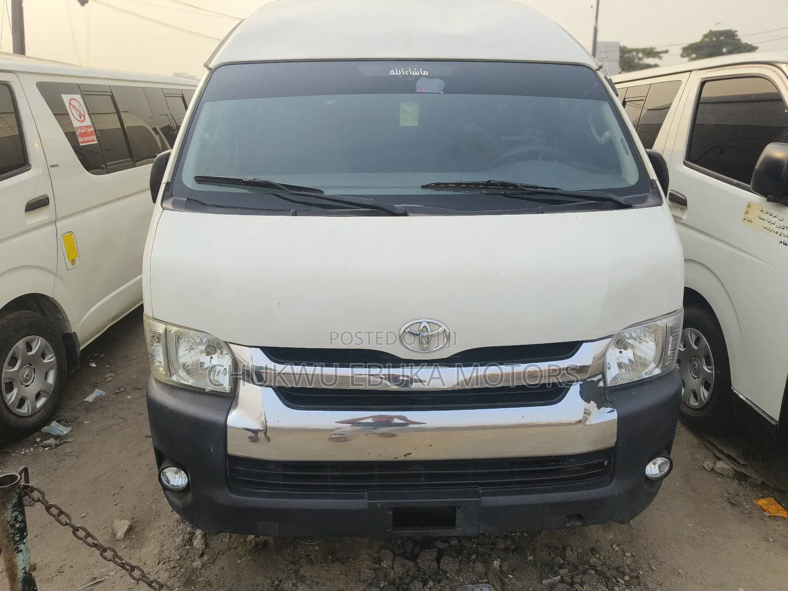 Toyota HiAce 2013 White