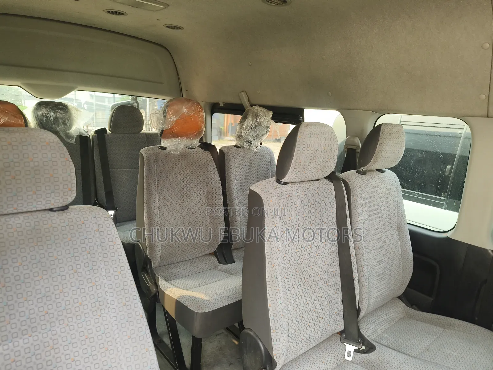 Toyota HiAce 2013 White