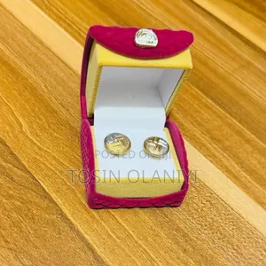 Photo - Non Tarnishing Gold Earrings Comes With Box