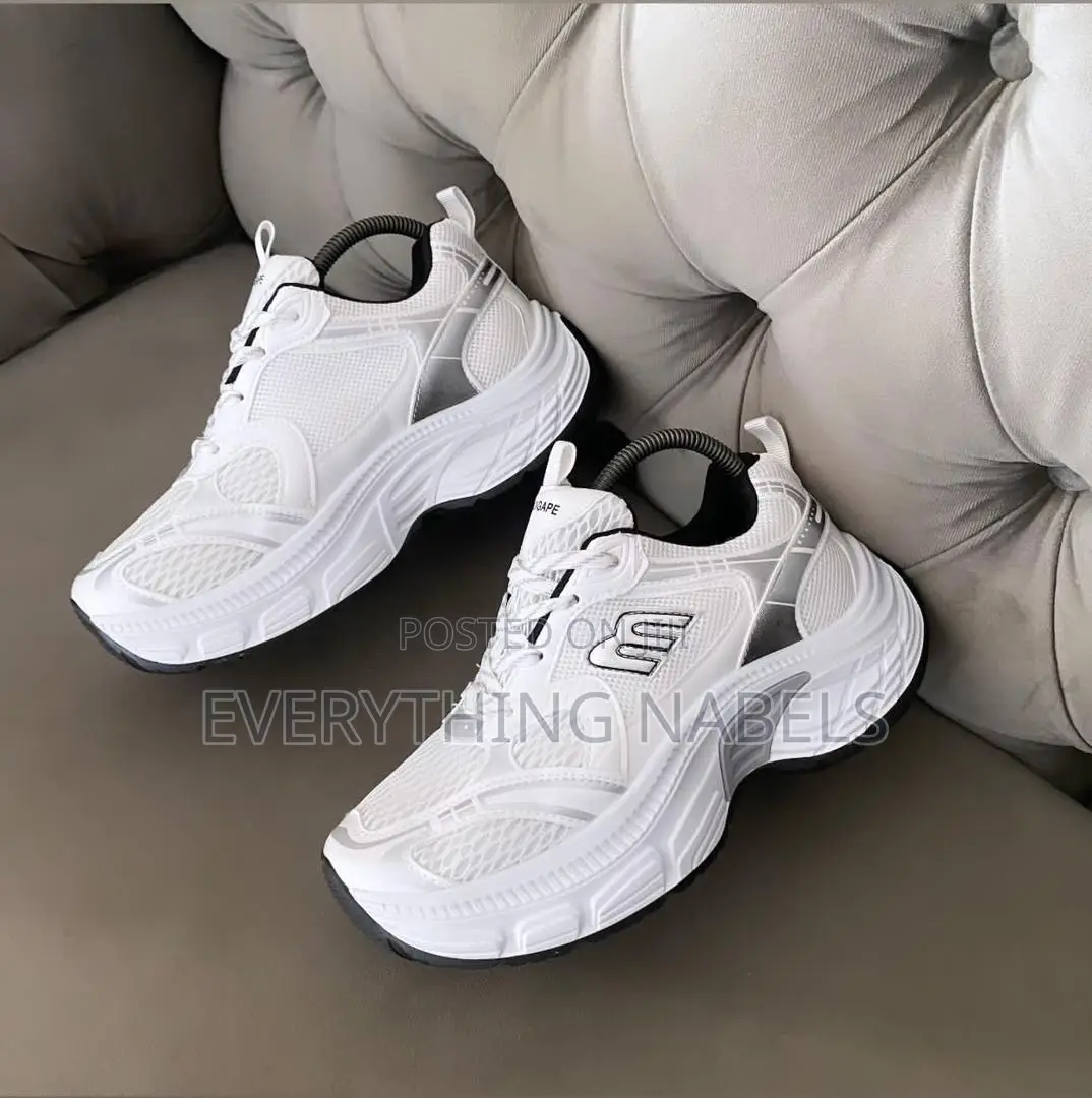 Great-B Sneakers