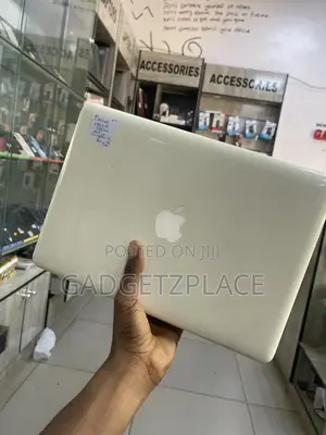 Laptop Apple MacBook 2011 4GB Intel Core 2 Duo HDD 256GB