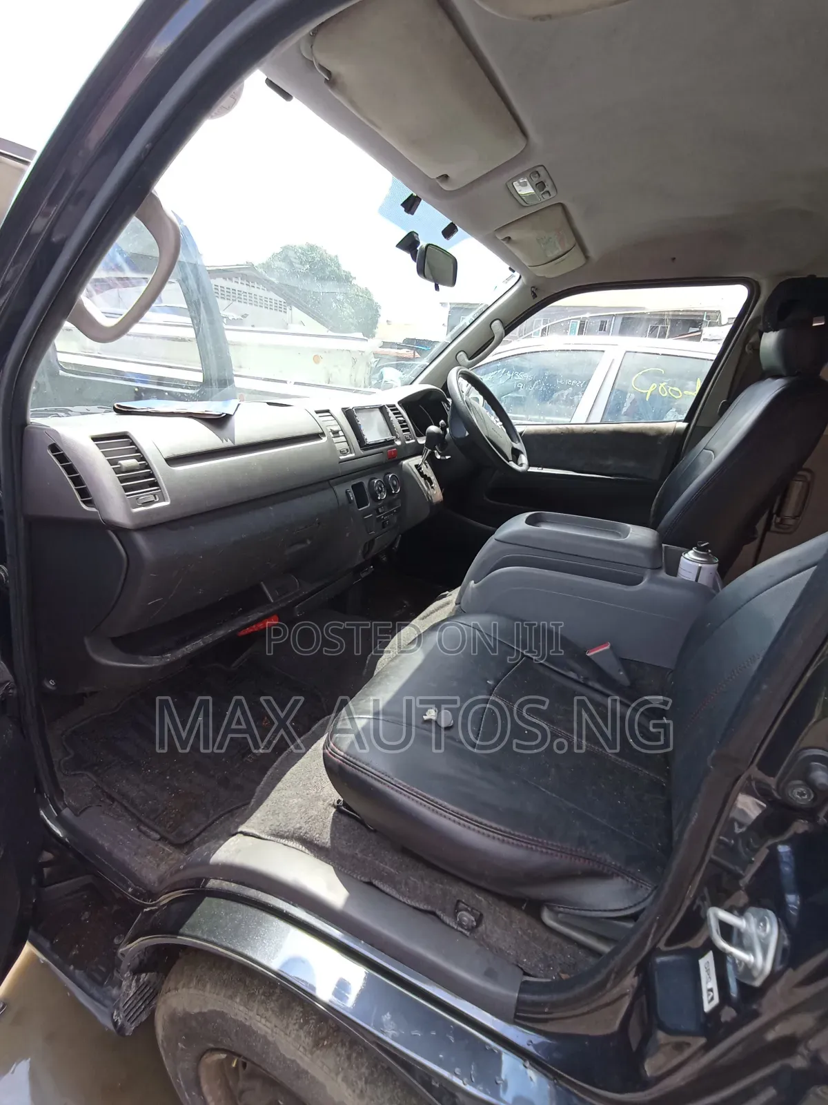 Toyota HiAce 2009 Black