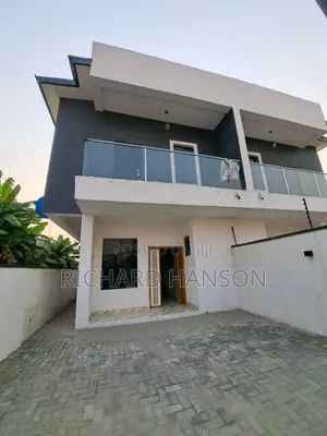 Photo - 4bdrm Duplex in In Orchid, Chevron for sale