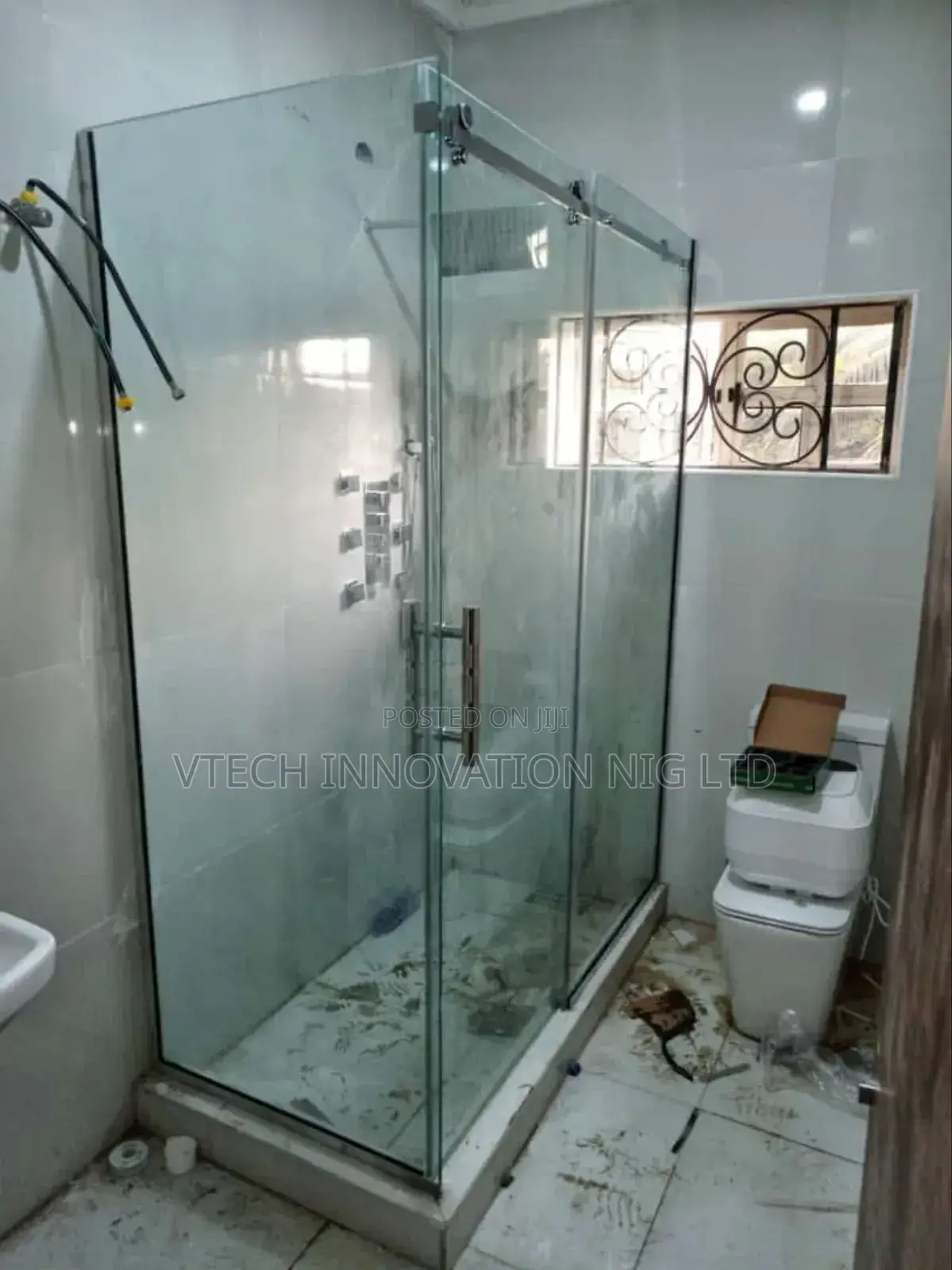 Glass Shawer