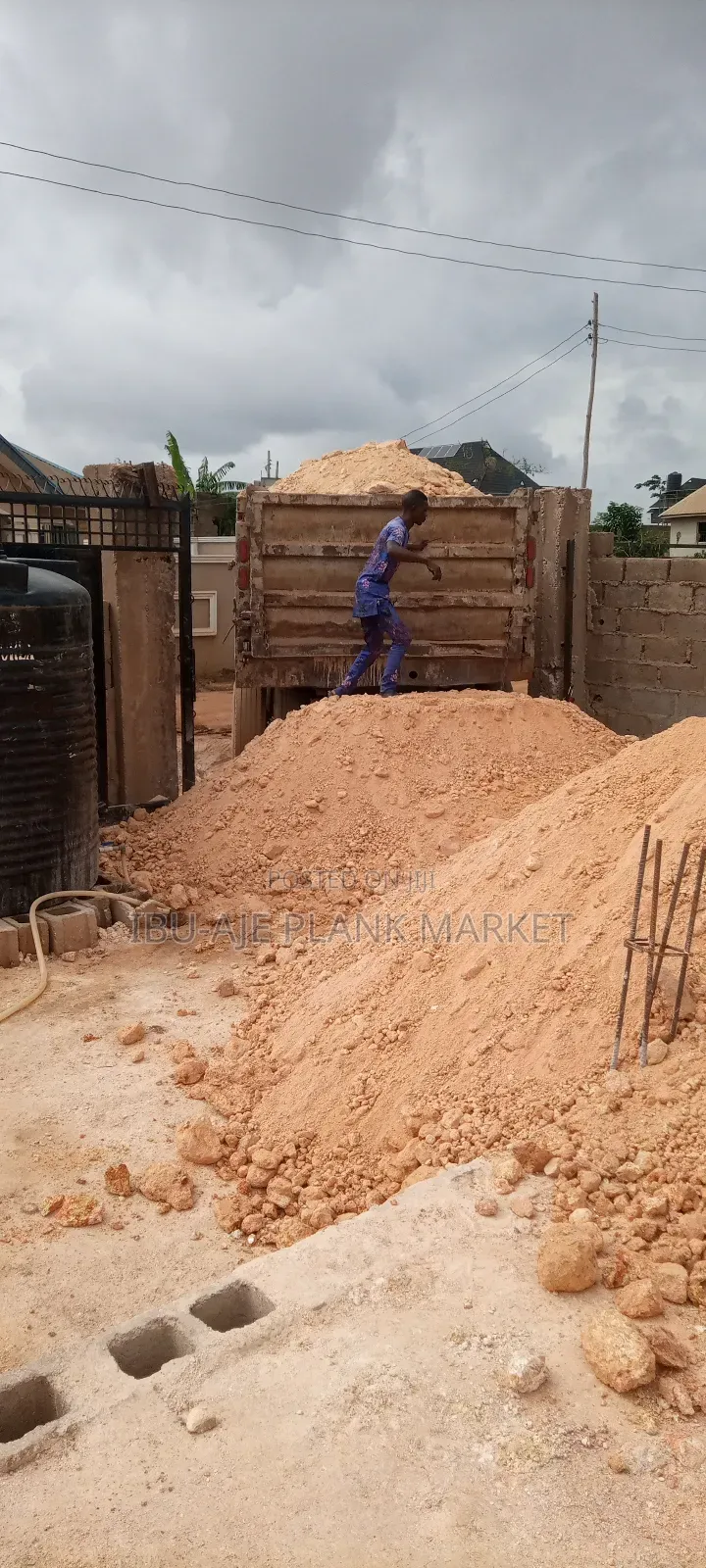 Filling Sand/Laterite