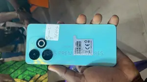 Photo - Infinix Smart 8 64 GB Blue