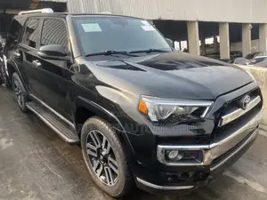 Toyota 4-Runner 2017 Black