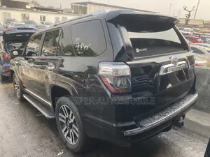 Toyota 4-Runner 2017 Black