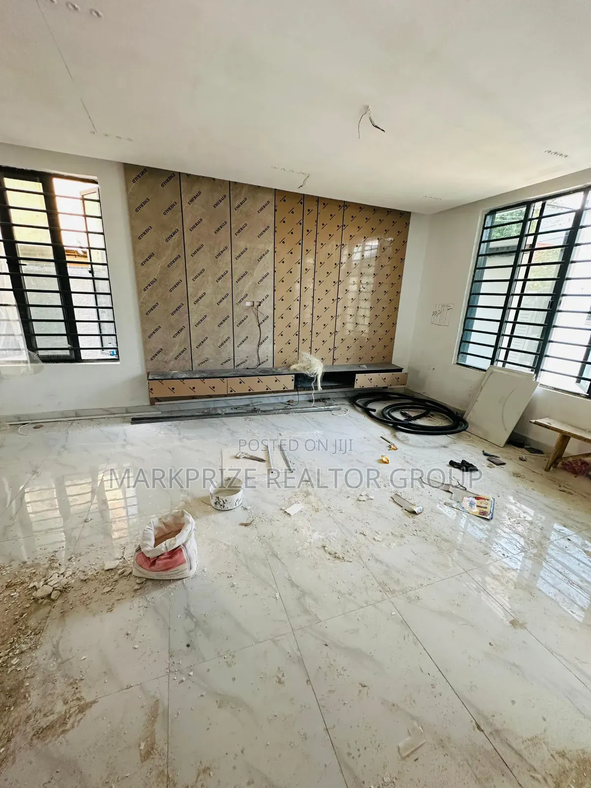5bdrm Duplex in Adeniyi Jones Ikeja for sale