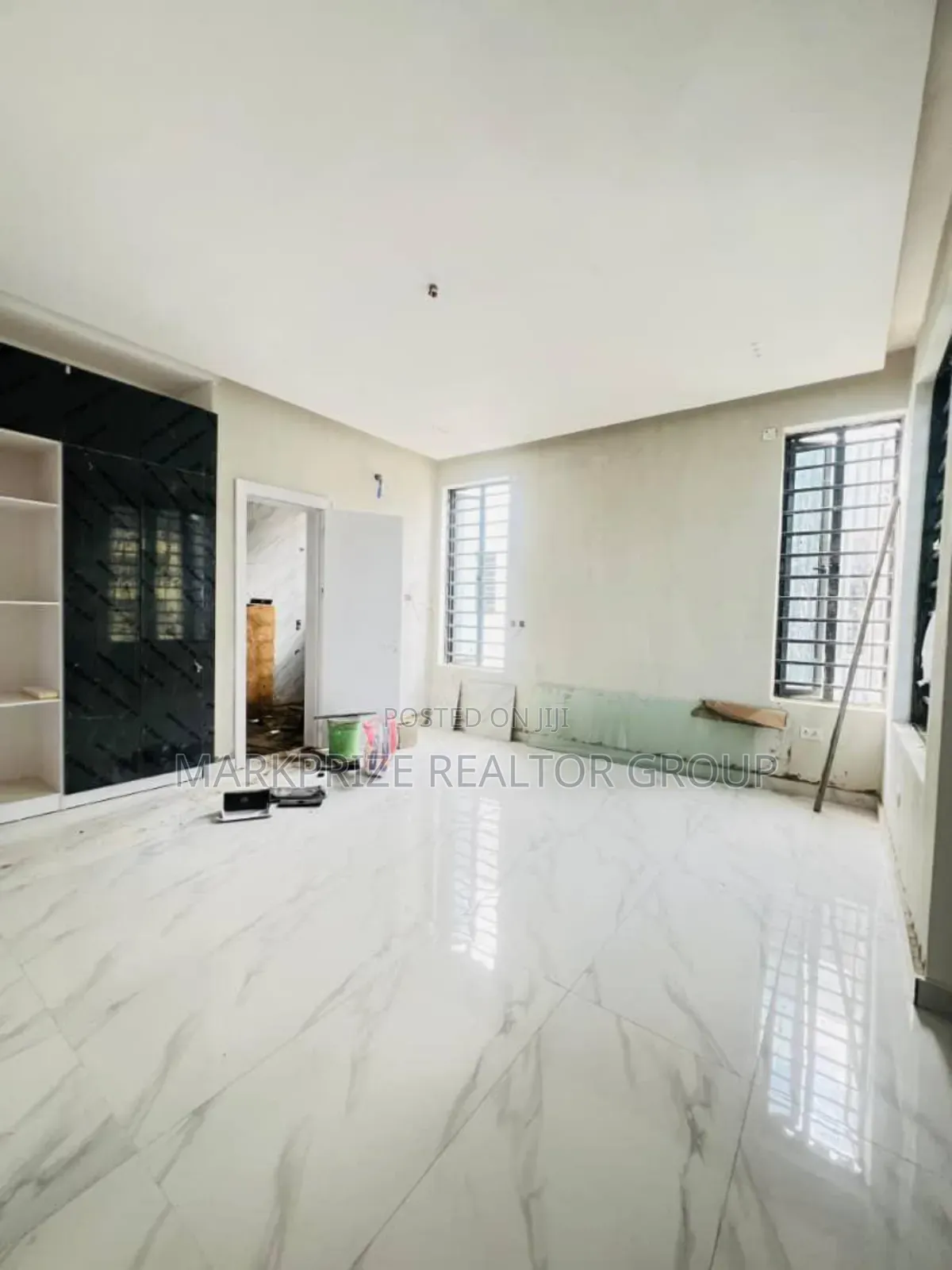 5bdrm Duplex in Adeniyi Jones Ikeja for sale