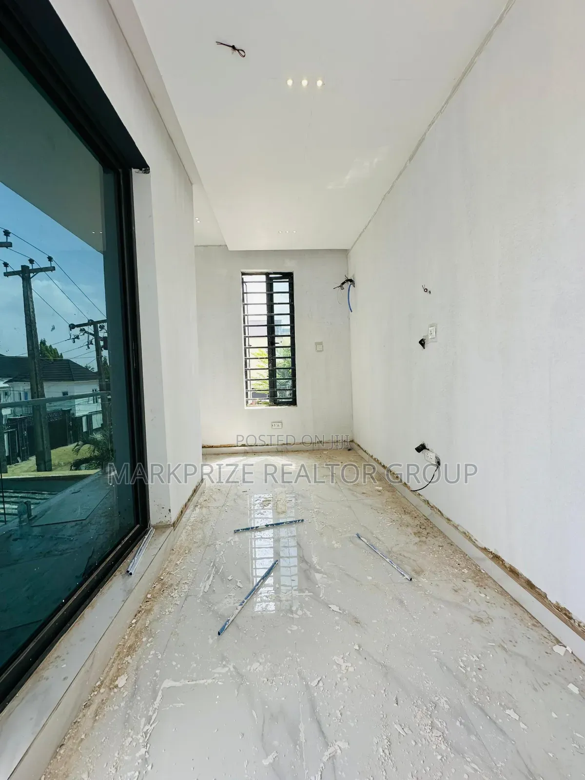 5bdrm Duplex in Adeniyi Jones Ikeja for sale