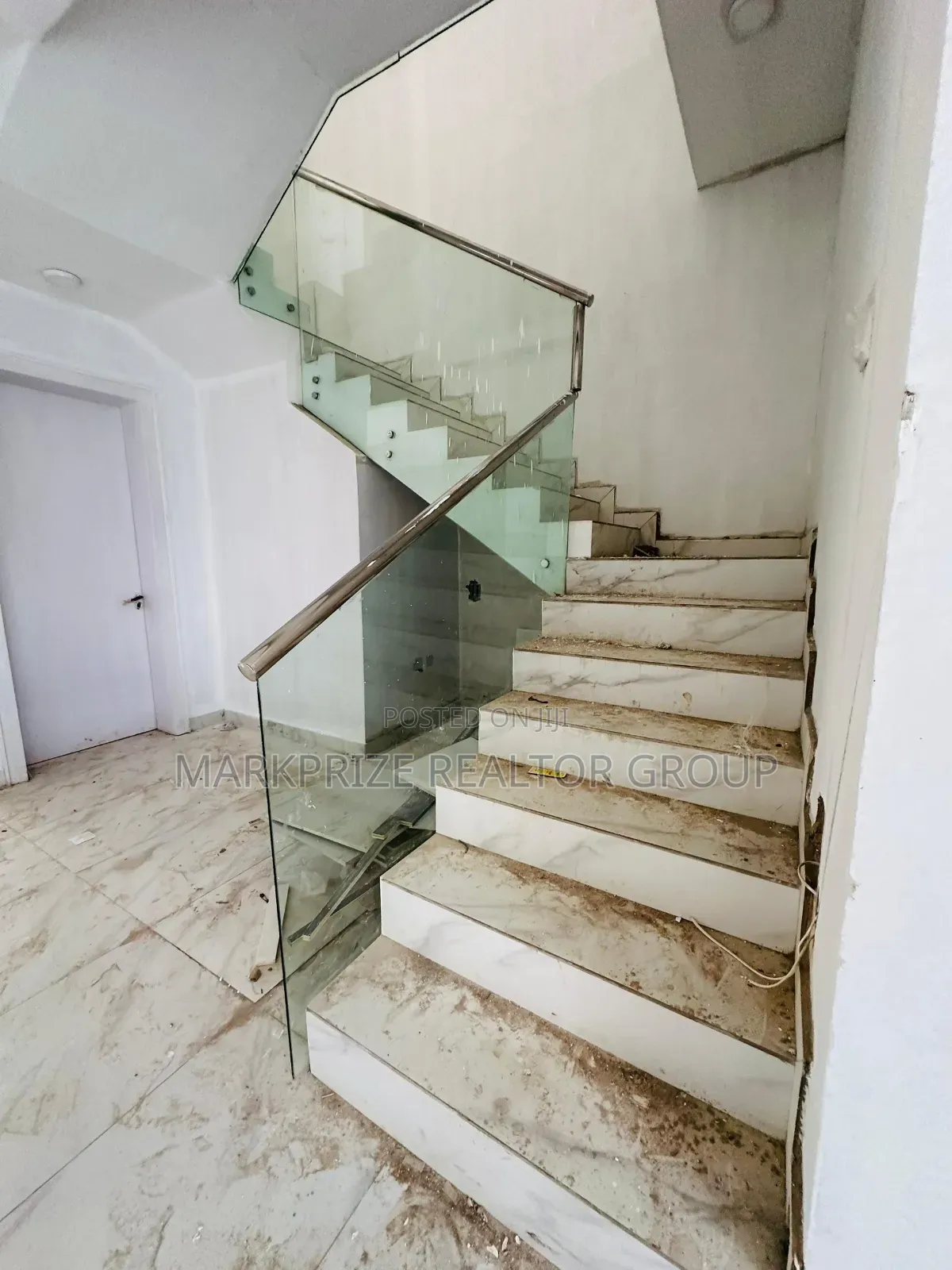 5bdrm Duplex in Adeniyi Jones Ikeja for sale