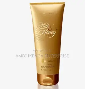 Milk Honey Gold Smoothing Sugar Scrub