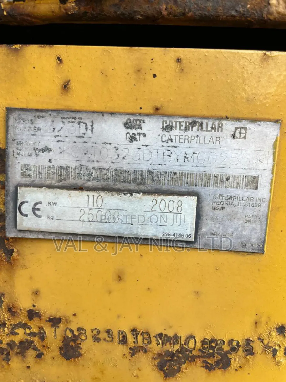 Cat Excavator 323 Dl - Company Standard Use