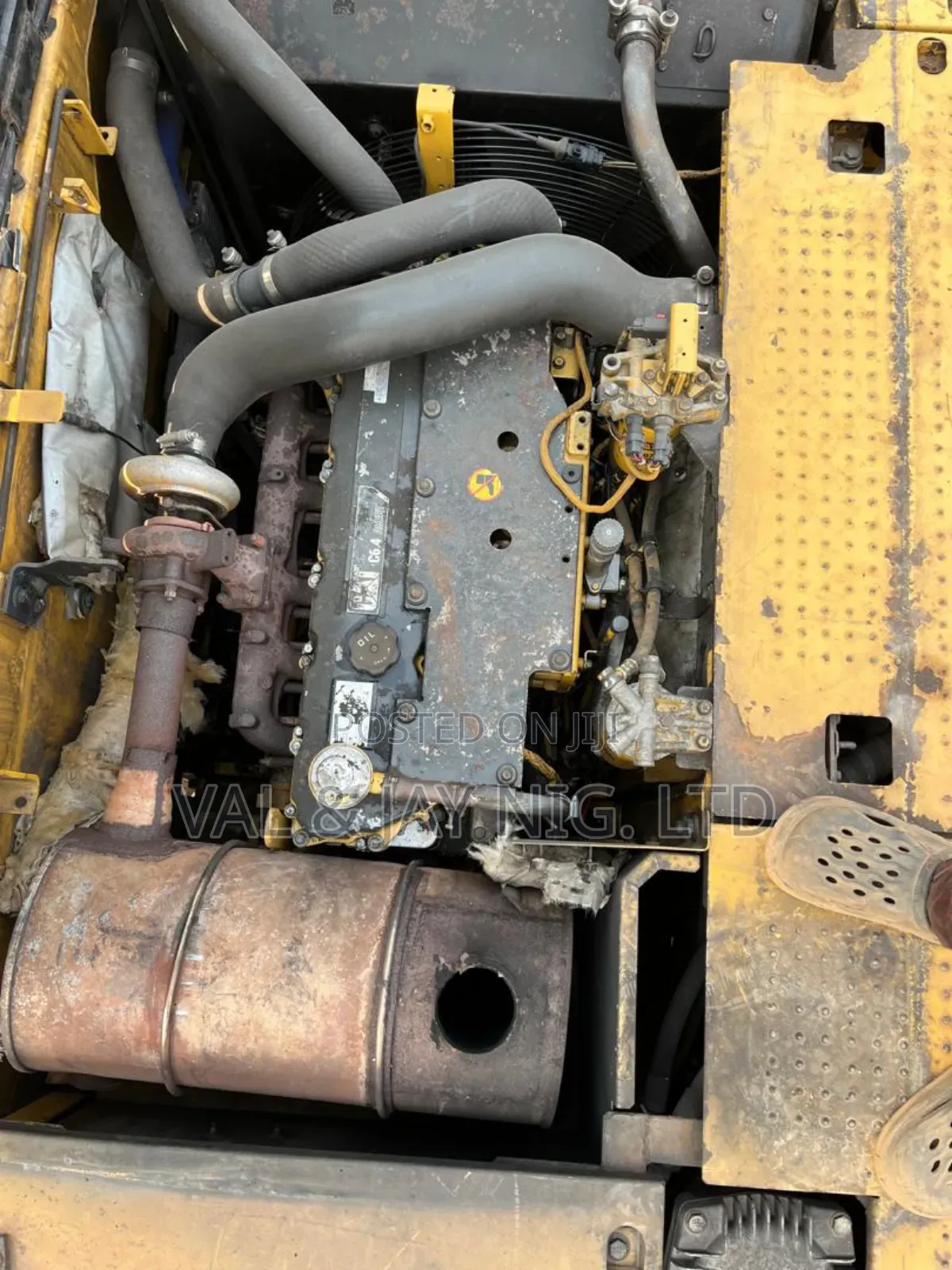 Cat Excavator 323 Dl - Company Standard Use