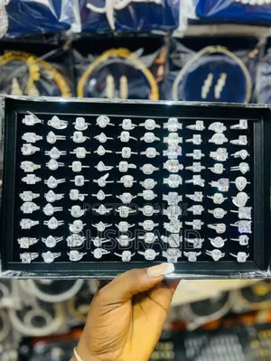 Photo - Engagement/Proposal Promise Wedding Rings