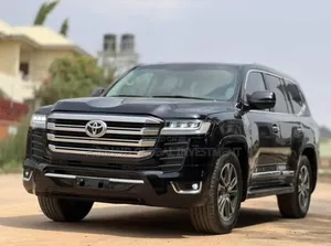 Photo - 2008-2010 Toyota Landcruiser Exterior Upgrade to 2023 Model