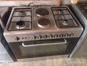 Photo - Neatly Used 6-Burner Standing Gas Cooker