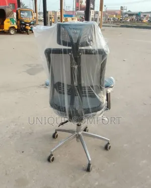Imported Executive Office Chair With Head Rest (Tokunbo)