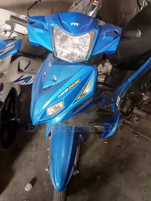 TVS Apache 160 4V 2023 Blue