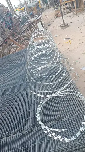 Panel Mesh 8ft by 10ft With One Pole