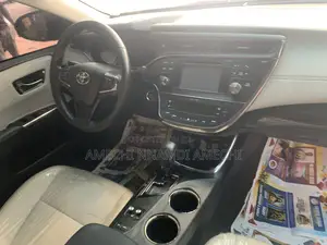 Toyota Avalon Limited 4dr Sedan (3.5L 6cyl 6A) 2015 Black
