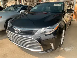 Toyota Avalon Limited 4dr Sedan (3.5L 6cyl 6A) 2015 Black