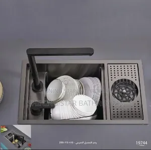Kitchen Sink With Folding Mixer