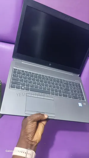 Laptop HP ZBook 17 G6 16GB Intel Core I7 SSD 512GB