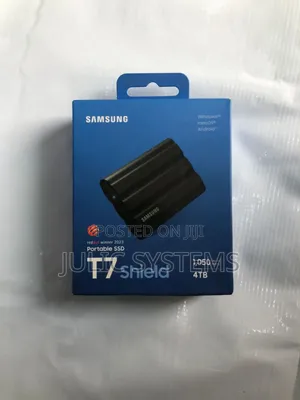 Photo - Samsung 4tb T7 Shield Portable SSD (Black)