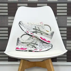 Luxury Asics Gel Kayano 14 ”Cream Sweet Pink