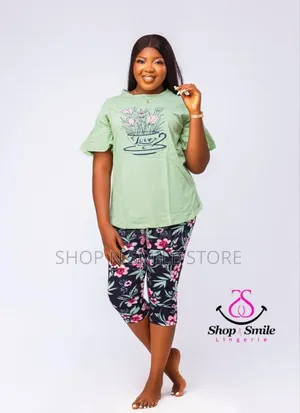 Plussize Lady 3quarter Loungewear