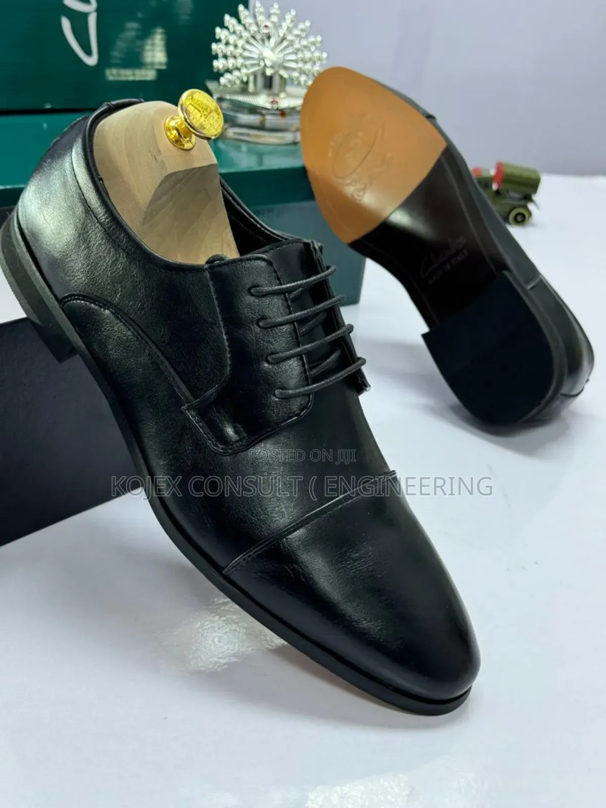 Clarks Leather Quality Men Shoe Available