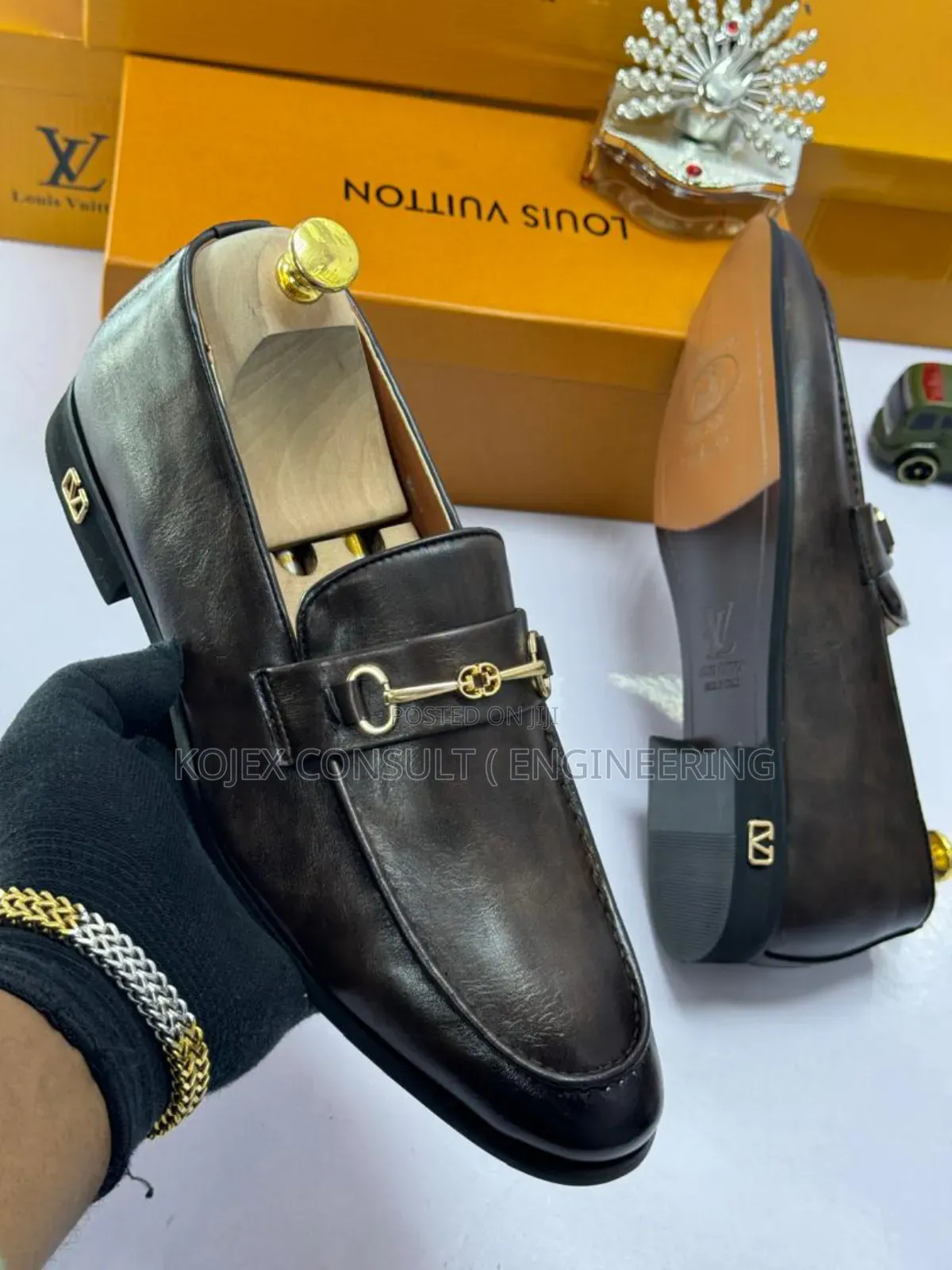 Louis Vuitton Flat Men Shoe Available