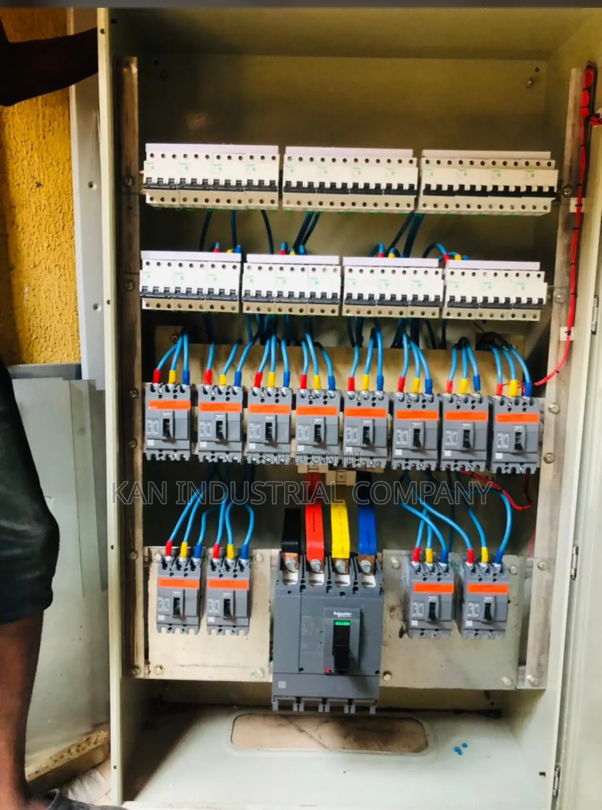 24mcb And 12 Mccb With Main 630 Amps
