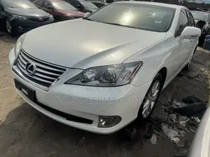 Lexus ES 350 2011 White